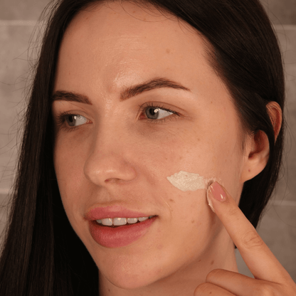 Olive Augen & Gesicht 2in1