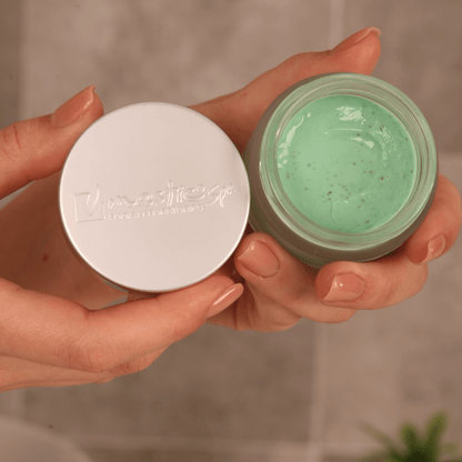Sanfte Peeling-Seife mit Mastix